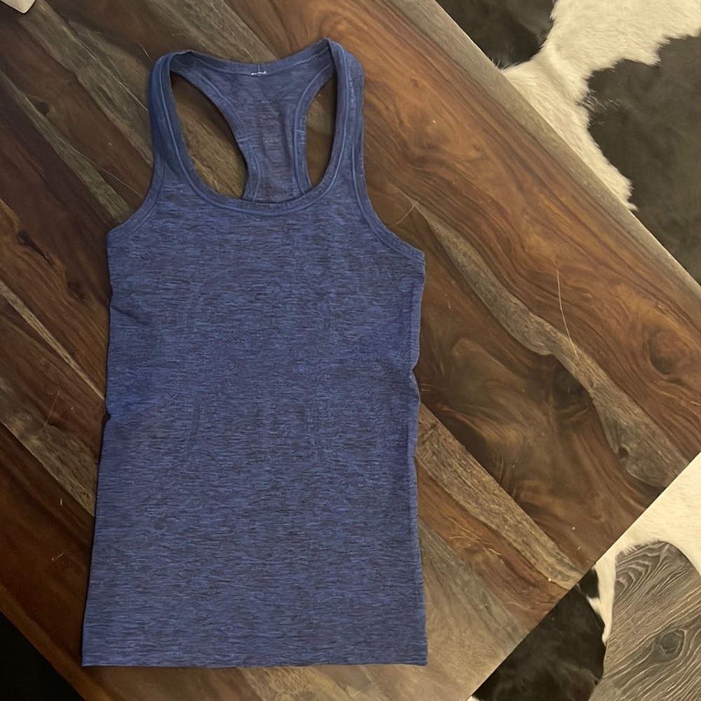 Lululemon Run Swiftly Racerback sz 2 Black Sapphire Blue Never Worn